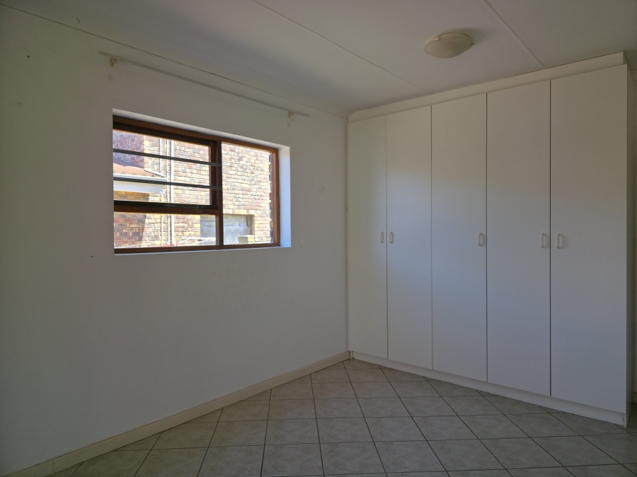 3 Bedroom Property for Sale in Wavecrest Eastern Cape